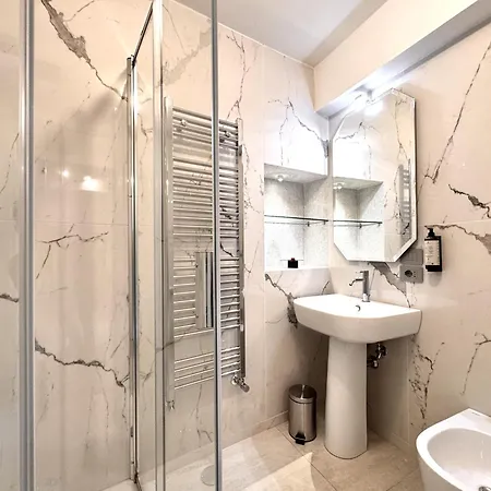 Il Filo Di Arianna Сиена